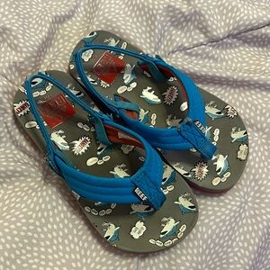 Reef Shark flip flops